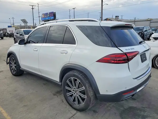 4JGFB4FB9RA985843 2024 MERCEDES-BENZ GLE - Image 2
