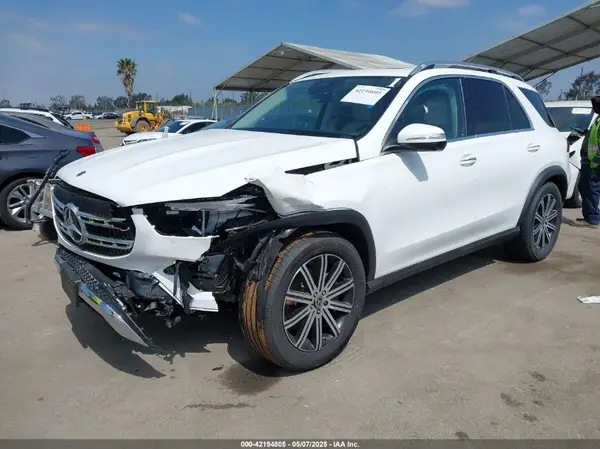 4JGFB4FBXSB282557 2025 MERCEDES-BENZ GLE - Image 2