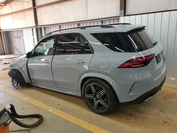 4JGFB4GB8RB053903 2024 MERCEDES-BENZ GLE - Image 2