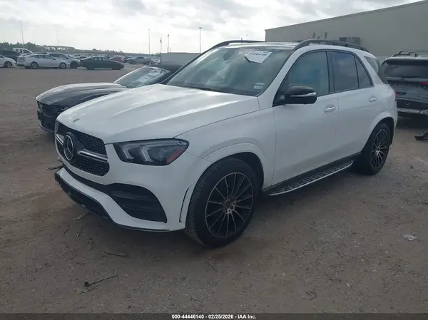 4JGFB4JB0MA366581 2021 MERCEDES-BENZ GLE - Image 2