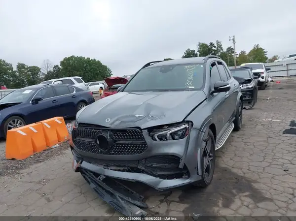 4JGFB4JB0MA388743 2021 MERCEDES-BENZ GLE - Image 2
