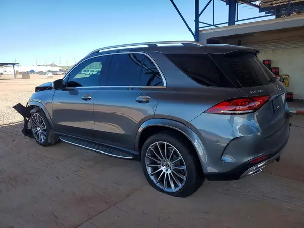 4JGFB4JB0NA645689 2022 MERCEDES-BENZ GLE - Image 2