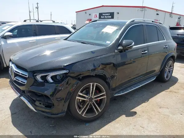 4JGFB4JB0NA739085 2022 MERCEDES-BENZ GLE - Image 2