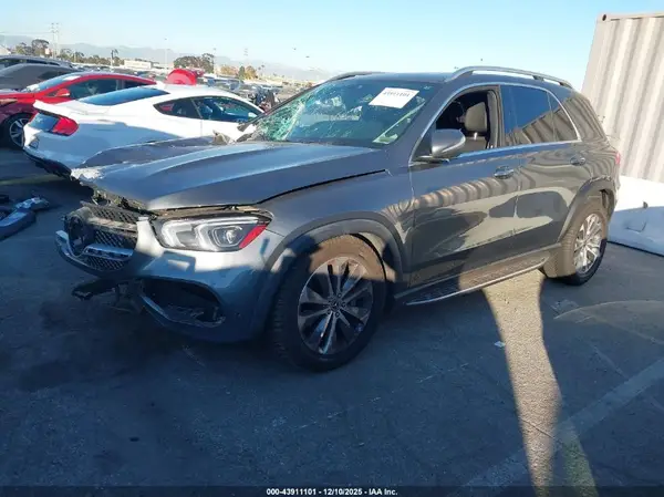4JGFB4JB1NA637844 2022 MERCEDES-BENZ GLE - Image 2