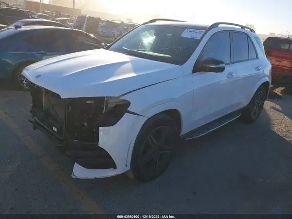 4JGFB4JB2NA727097 2022 MERCEDES-BENZ GLE - Image 2