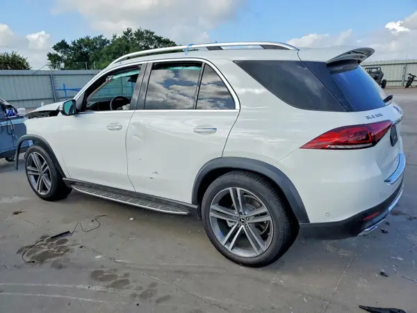 4JGFB4JB2NA762898 2022 MERCEDES-BENZ GLE - Image 2