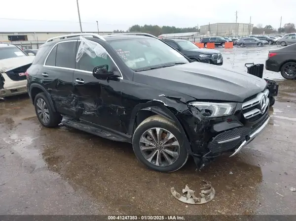 4JGFB4JB2PA898709 2023 MERCEDES-BENZ GLE - Image 1