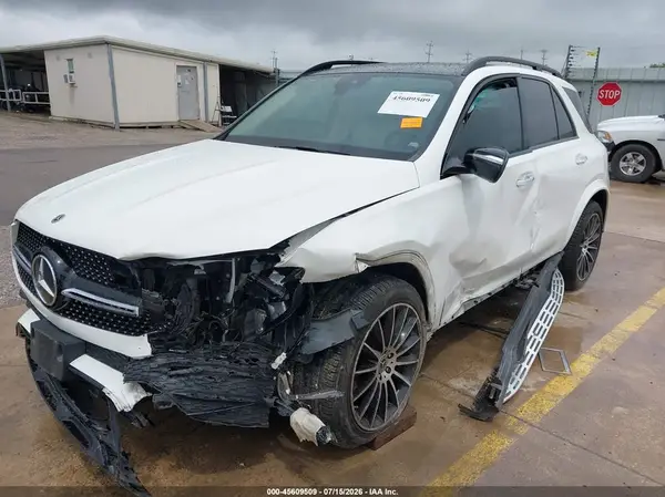 4JGFB4JB2PA950677 2023 MERCEDES-BENZ GLE - Image 2