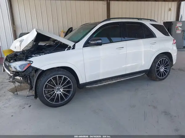 4JGFB4JB3LA128724 2020 MERCEDES-BENZ GLE - Image 2