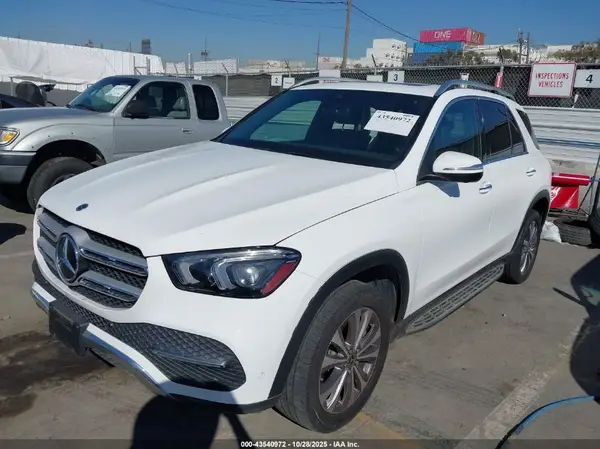 4JGFB4JB3PA834324 2023 MERCEDES-BENZ GLE - Image 2
