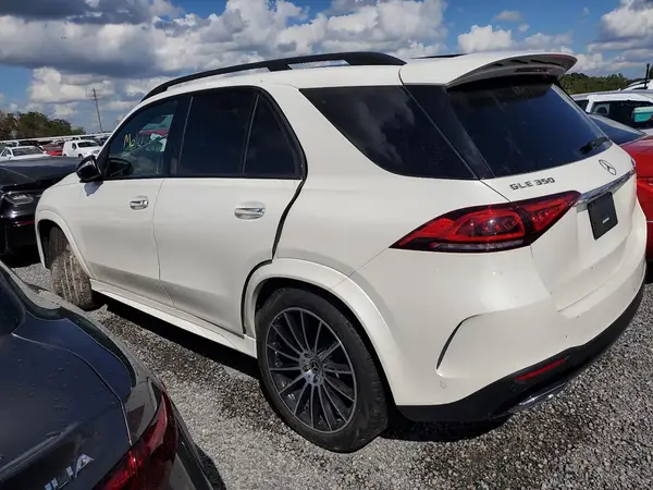 4JGFB4JB3PA906459 2023 MERCEDES-BENZ GLE - Image 2