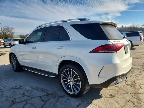 4JGFB4JB4MA368074 2021 MERCEDES-BENZ GLE - Image 2