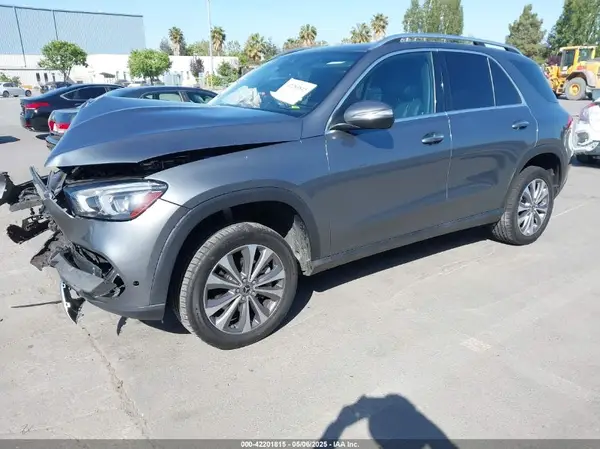 4JGFB4JB4NA677660 2022 MERCEDES-BENZ GLE - Image 2