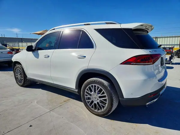 4JGFB4JB5MA314623 2021 MERCEDES-BENZ GLE - Image 2