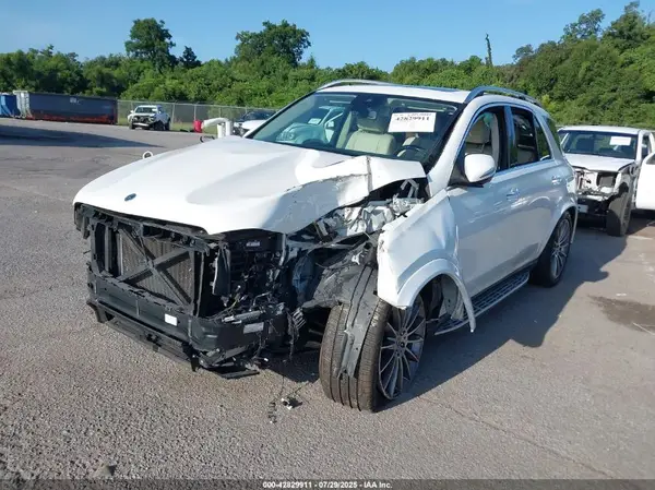 4JGFB4JB5MA359044 2021 MERCEDES-BENZ GLE - Image 2