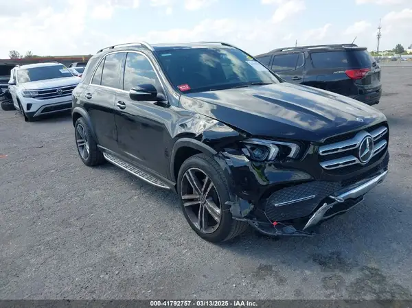 4JGFB4JB5NA676579 2022 MERCEDES-BENZ GLE - Image 1
