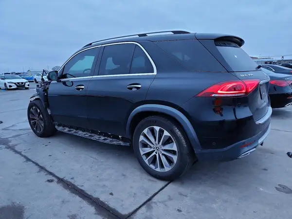 4JGFB4JB5PA919732 2023 MERCEDES-BENZ GLE - Image 2