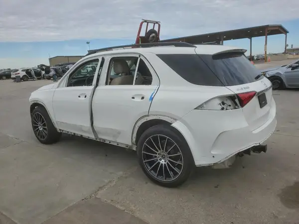 4JGFB4JB6NA754951 2022 MERCEDES-BENZ GLE - Image 2