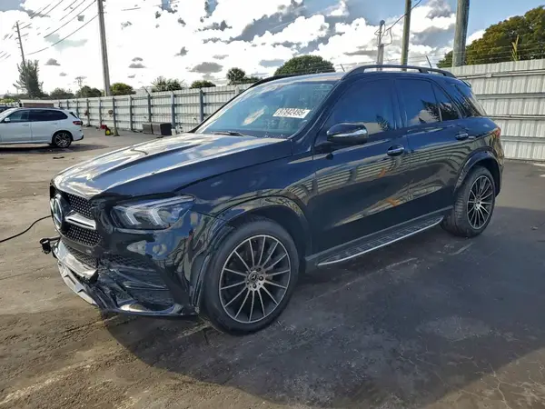 4JGFB4JB6NA780305 2022 MERCEDES-BENZ GLE - Image 1