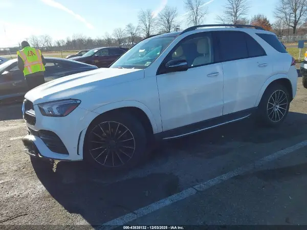 4JGFB4JB6NA801329 2022 MERCEDES-BENZ GLE - Image 2