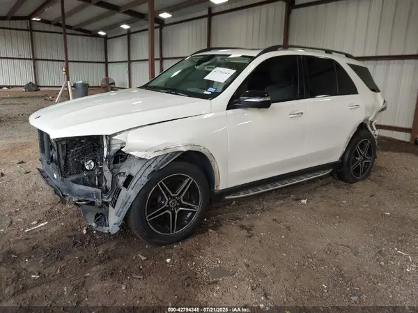 4JGFB4JB7LA240698 2020 MERCEDES-BENZ GLE - Image 2