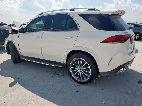 4JGFB4JB7MA358414 2021 MERCEDES-BENZ GLE - Image 2