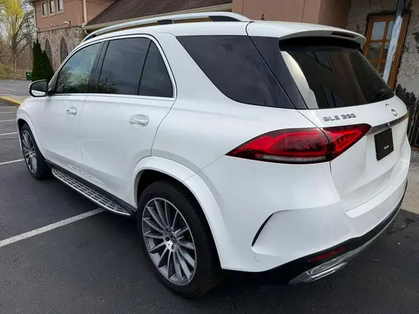 4JGFB4JB7MA401245 2021 MERCEDES-BENZ GLE - Image 2
