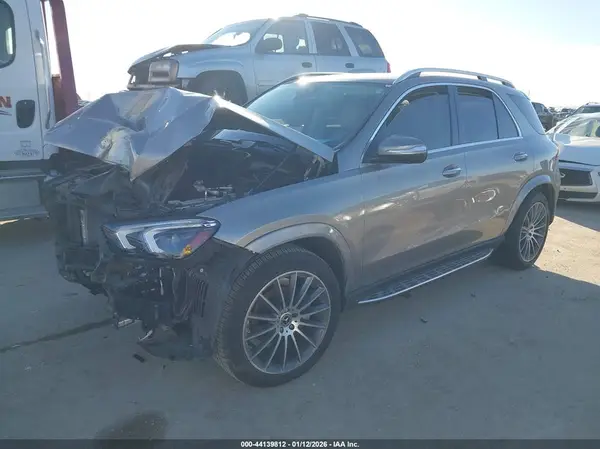 4JGFB4JB7NA818513 2022 MERCEDES-BENZ GLE - Image 2