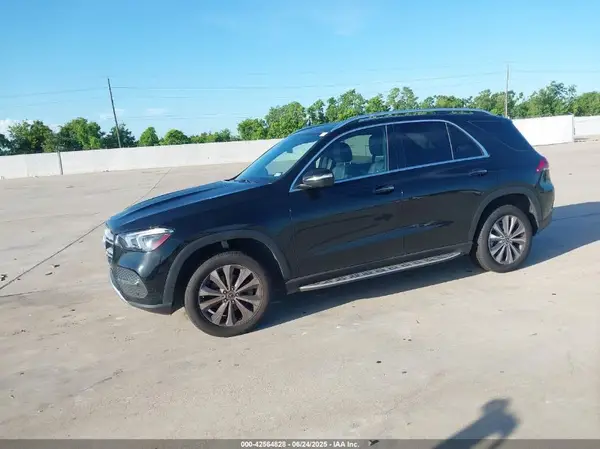 4JGFB4JB7PA939514 2023 MERCEDES-BENZ GLE - Image 2
