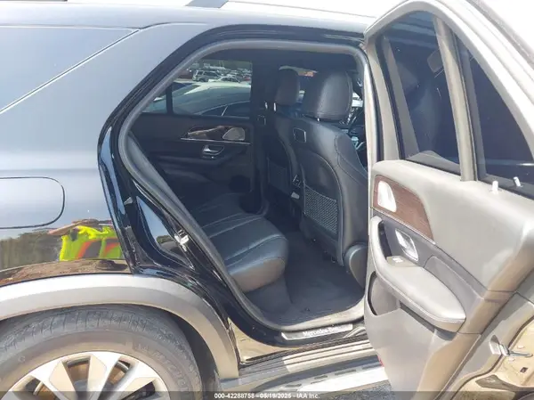 4JGFB4JB8LA211632 2020 MERCEDES-BENZ GLE - Image 8