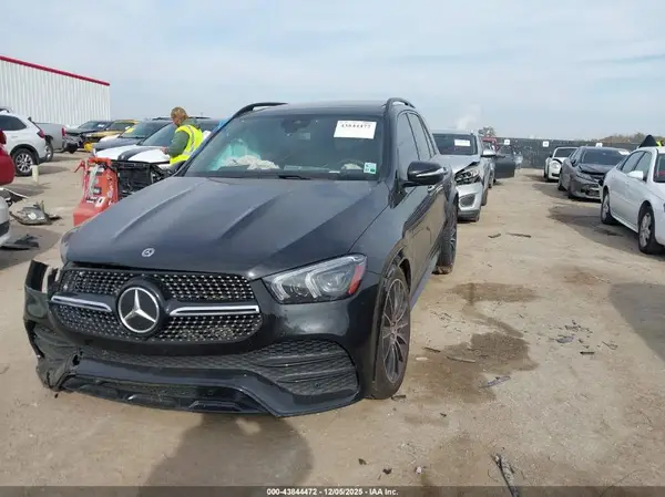 4JGFB4JB8MA330590 2021 MERCEDES-BENZ GLE - Image 2