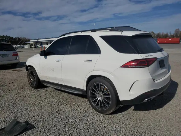 4JGFB4JB8MA389817 2021 MERCEDES-BENZ GLE - Image 2