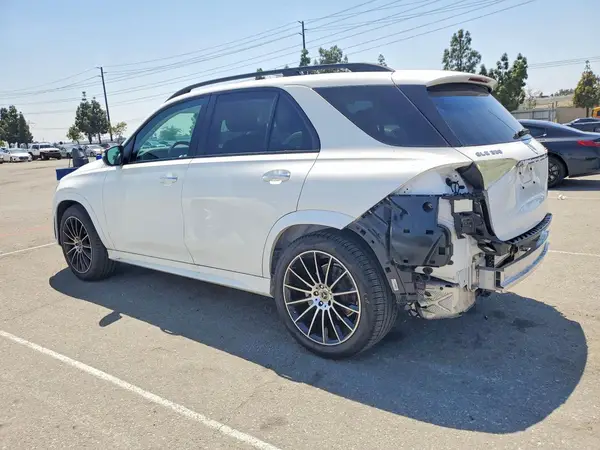 4JGFB4JB8MA482742 2021 MERCEDES-BENZ GLE - Image 2
