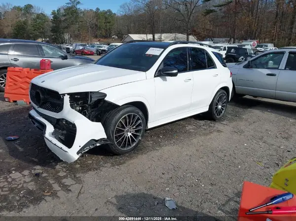 4JGFB4JB8PA922334 2023 MERCEDES-BENZ GLE - Image 2