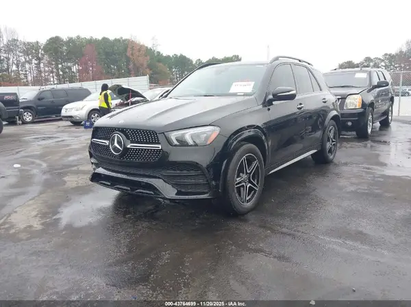 4JGFB4JB9LA215270 2020 MERCEDES-BENZ GLE - Image 2