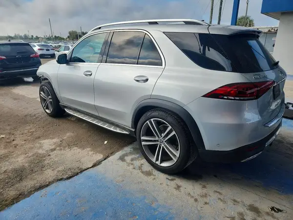4JGFB4JB9MA389566 2021 MERCEDES-BENZ GLE - Image 2