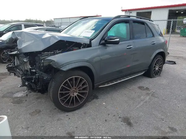 4JGFB4JB9NA652351 2022 MERCEDES-BENZ GLE - Image 2