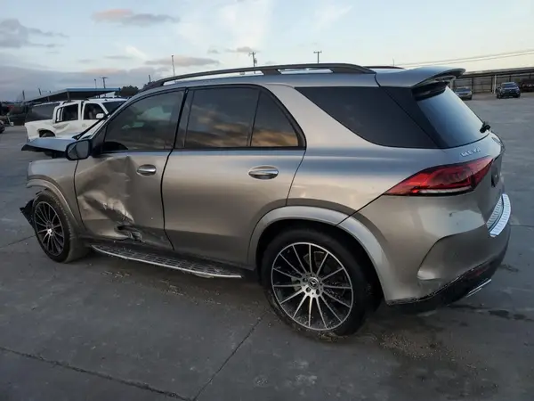 4JGFB4JB9NA677220 2022 MERCEDES-BENZ GLE - Image 2