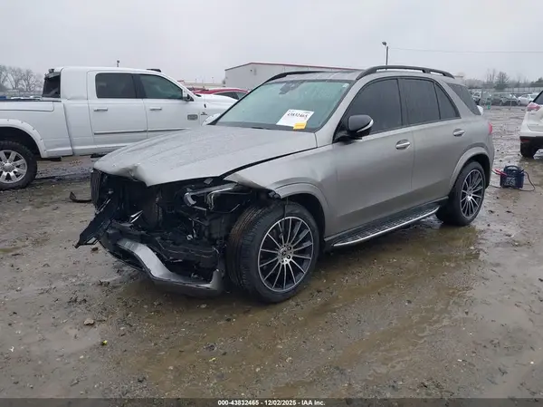 4JGFB4JBXLA127523 2020 MERCEDES-BENZ GLE - Image 2