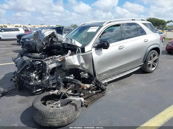 4JGFB4JE2MA509637 2021 MERCEDES-BENZ GLE - Image 2