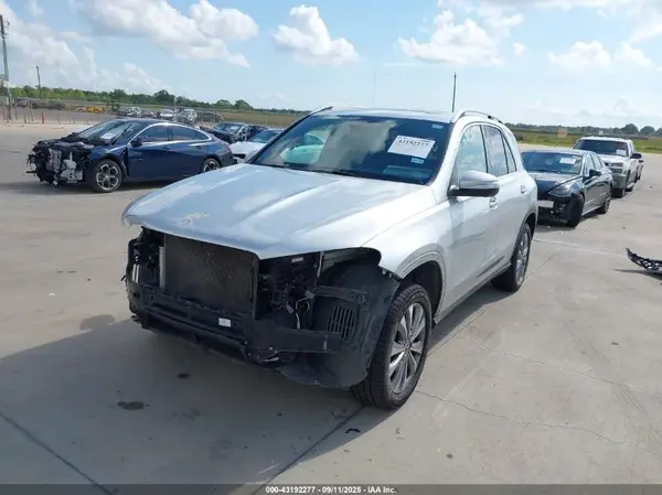 4JGFB4KB0LA097835 2020 MERCEDES-BENZ GLE - Image 2