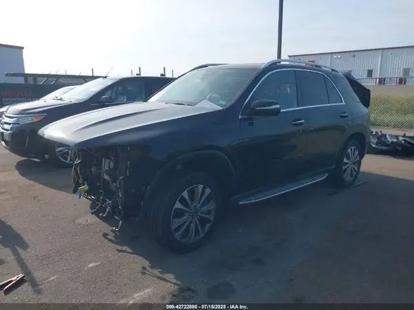 4JGFB4KB1LA030225 2020 MERCEDES-BENZ GLE - Image 2