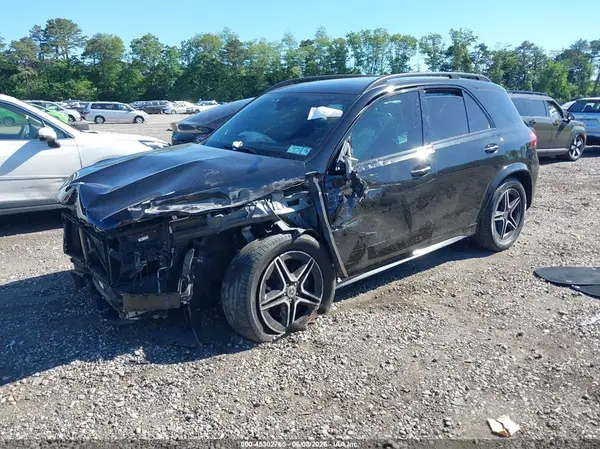4JGFB4KB1LA127747 2020 MERCEDES-BENZ GLE - Image 2