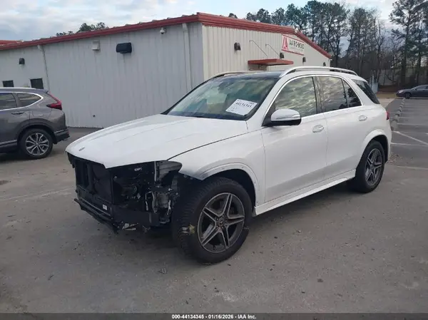 4JGFB4KB1LA245393 2020 MERCEDES-BENZ GLE - Image 2
