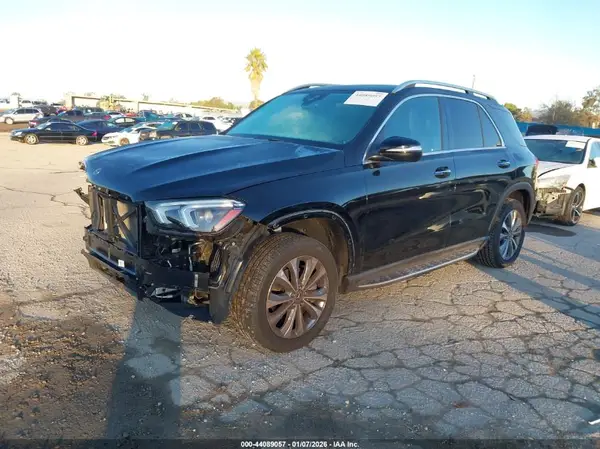 4JGFB4KB2LA223970 2020 MERCEDES-BENZ GLE - Image 2
