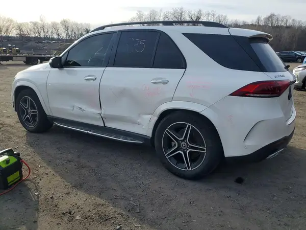 4JGFB4KB2NA628374 2022 MERCEDES-BENZ GLE - Image 2