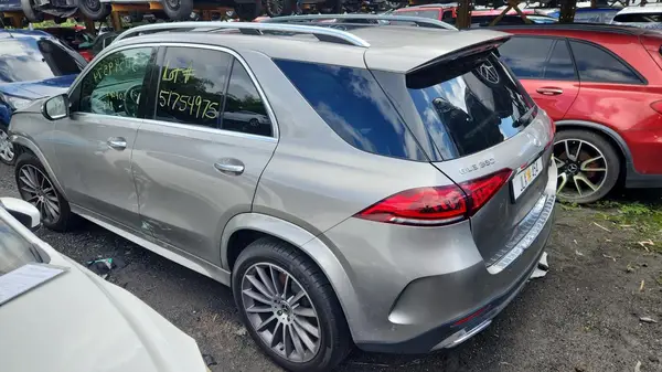 4JGFB4KB3MA542747 2021 MERCEDES-BENZ GLE - Image 2