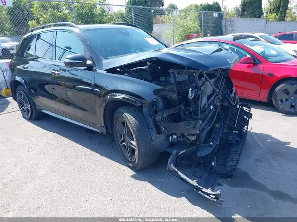 4JGFB4KB4NA827636 2022 MERCEDES-BENZ GLE - Image 1