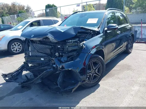 4JGFB4KB4NA827636 2022 MERCEDES-BENZ GLE - Image 2