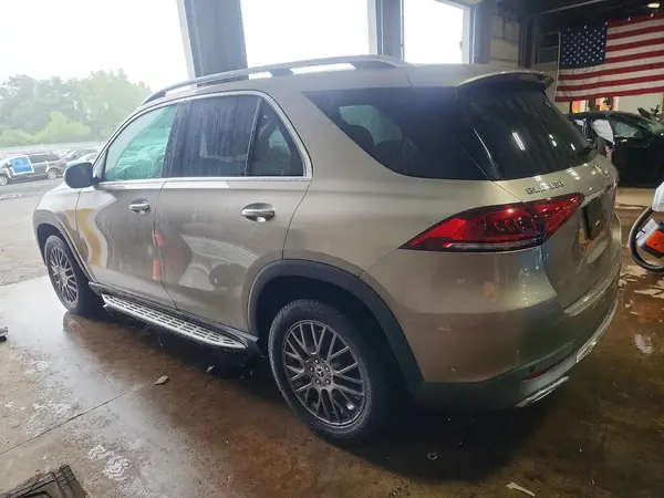 4JGFB4KB6MA384520 2021 MERCEDES-BENZ GLE - Image 2